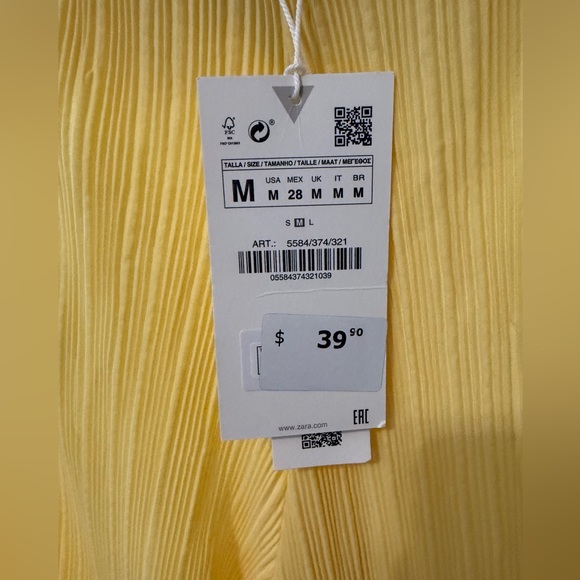 NWT Pleated Stretchy Zara Pants in Soft Buttery Yellow Sz - Picture 3 of 7